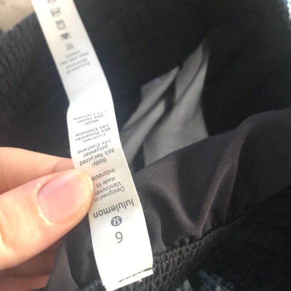 Lulu shorts - Picture 3 of 3